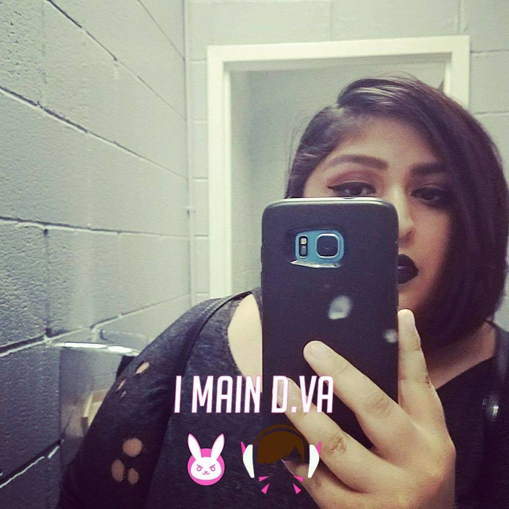 Meet your Posher, Polly